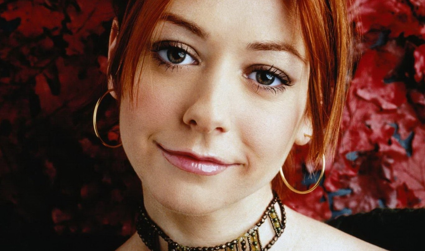 Alyson Lee Hannigan is an American actress and television presenter. 